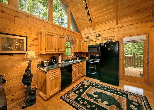 bear theme in log cabin home