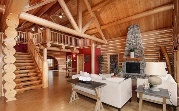 The beams in this log home are decorative
