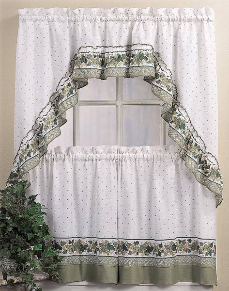 Sage Ivy Country Tiers and Swags