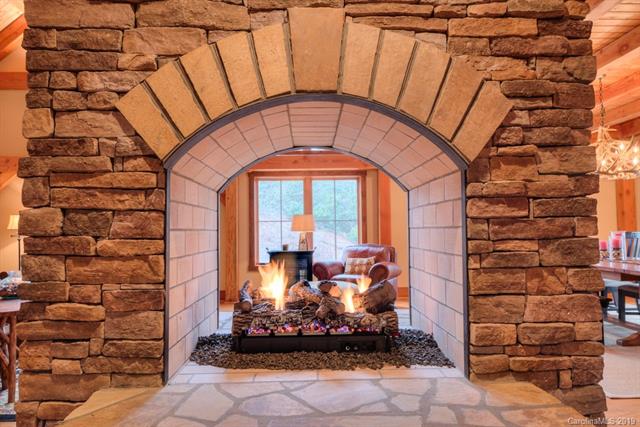 fireplace with keystone