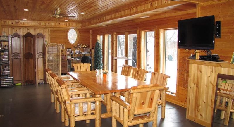 rustic log cabin furniture