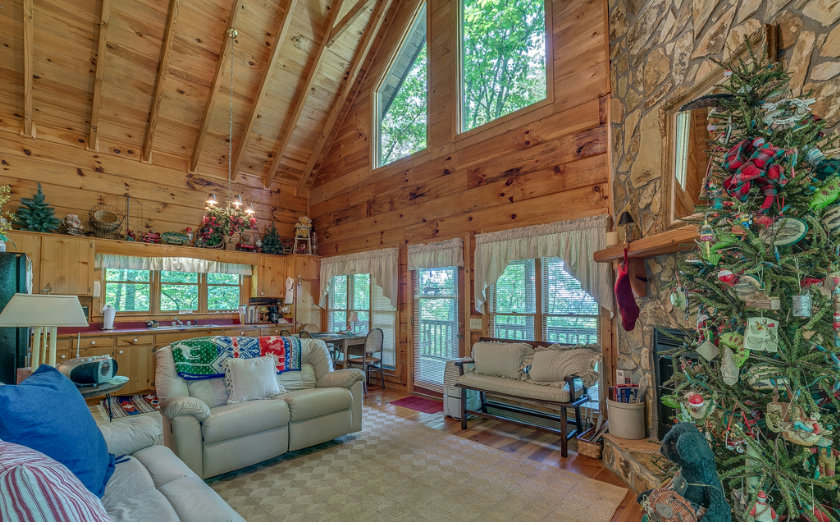 log home picture of interior